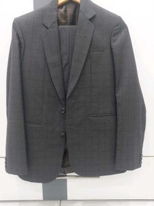 Classic Men's Charcoal Suit Raymond Fabric