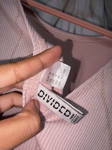 H&amp;M Ribbed Long Sleeve Bodysuit