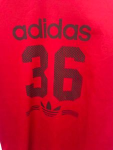 Adidas T-Shirt 💢