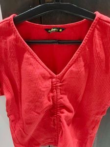 Chic Red Ruched V-Neck Crop Top