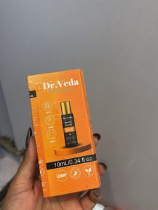 Dr. Veda Magic Glow Roll-On