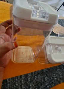Set of 8 Airtight Food Storage Containers