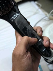 VEGA Black Shine Hair Straightening Brush