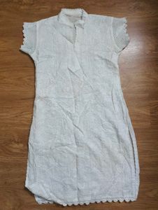 Elegant White Chikankari Kurta