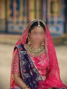 green kindan bride set