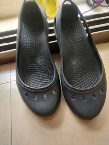 Crocs Kadee Flat Black Ballet Flats w8.