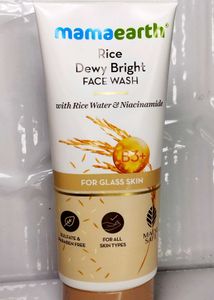 Mamaearth Rice Dewy Bright Face Wash