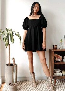 Chic Black Dress