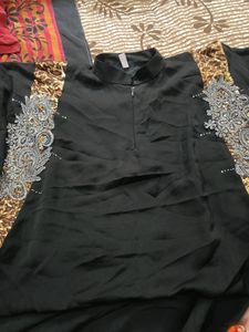 Dubai Abaya