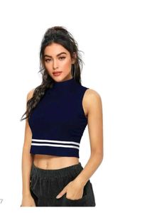 Ripped Jeans &amp; Crop Top Outfit