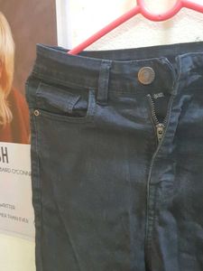 💥Zudio Black High Rise Bootcut Jeans Women