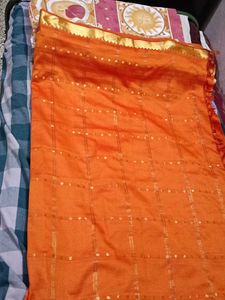 2000 coins range & Gold Sari Traditional Saree