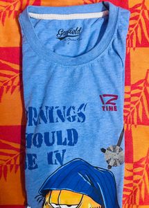 Garfield "Mornings Should Be In Afternoon" T-Shirt