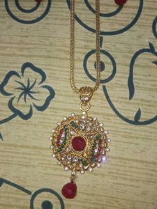 Stunning Pink &amp; Gold Heart Necklace &amp; Earrings