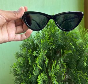 Black Goggles || New Condition ||