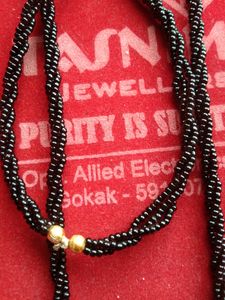 Necklace with mangalsutra