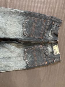 Y2K Jeans – Like New