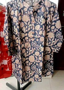 Stylish Floral Print Kurta for Women