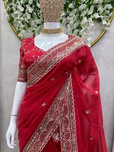 Beautiful Silk Saree with Blouse Combo Offer