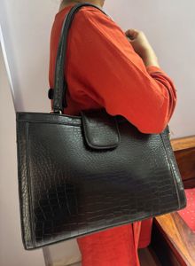 Stylish Black Tote Bag