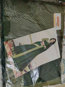 Elegant Green Saree with Zari Work