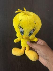 official Warner Bros. Looney Tunes yellow canary