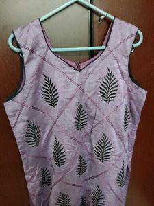 Beautiful Lavender Leaf Print Kurta
