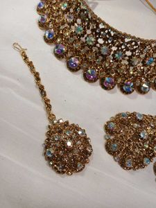 Elegant Indian Jewelry Set