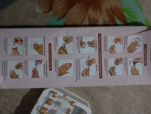 Sparkling Gold Glitter Toe Nails