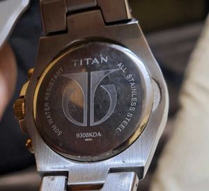 TITAN Chronograph Rose Gold9308KDA