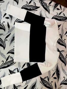 Monochrome Striped Long Sleeve Tops