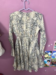 Stylish Snake Print Ruffle Dress