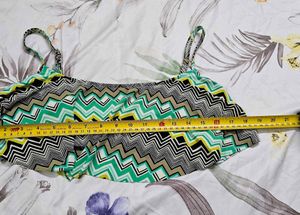 La Blanca Chevron Print Flounce Bikini Top