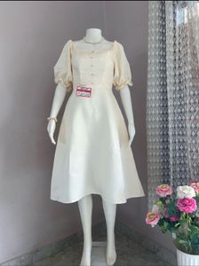 Elegant Cream Midi Dress