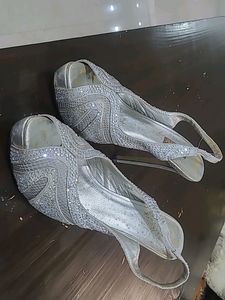 Price Dropped Beautiful Party Wear Silver High Hee