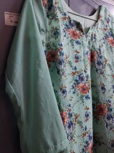 Beautiful Floral Print Kurta