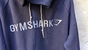 Gymshark Hoodie - Navy Blue