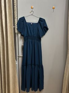 Elegant Teal Midi Dress