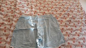 lot of 5 tops and shorts