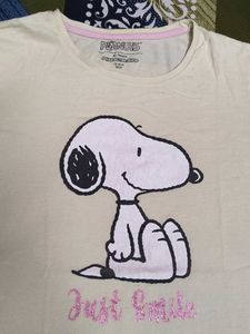 Peanuts Snoopy "Just Smile" T-Shirt