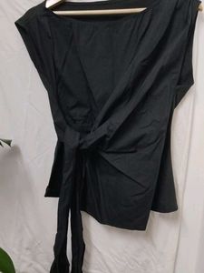 one off shoulder tops