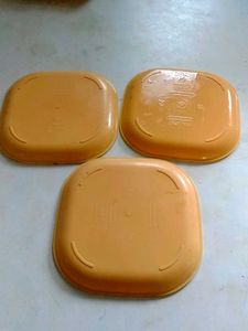 Set of 3 Square Plates
