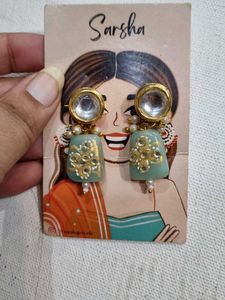 Elegant Pastel Green Kundan Jhumka Earrings