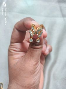 Earings