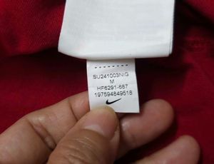 Nike Women's Sportswear Crop Top