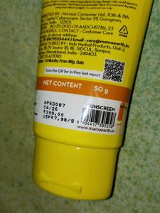 Mamaearth vitamin c daily glow sunscreen