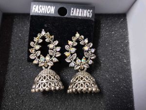 Fashionable Jhumka Earrings