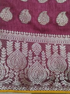 Elegant Purple Saree with Intricate Designs