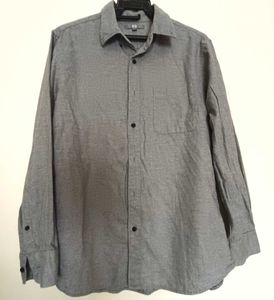 UNI QLO Men's Grey Long Sleeve Shirt