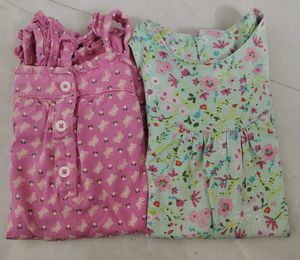 2 onesie for girls ( 6-9 months)